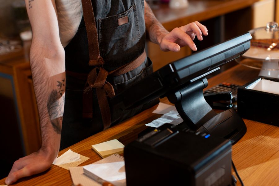 This article will give you an overview of the top 5 POS systems in the Netherlands that every business should have a look at.