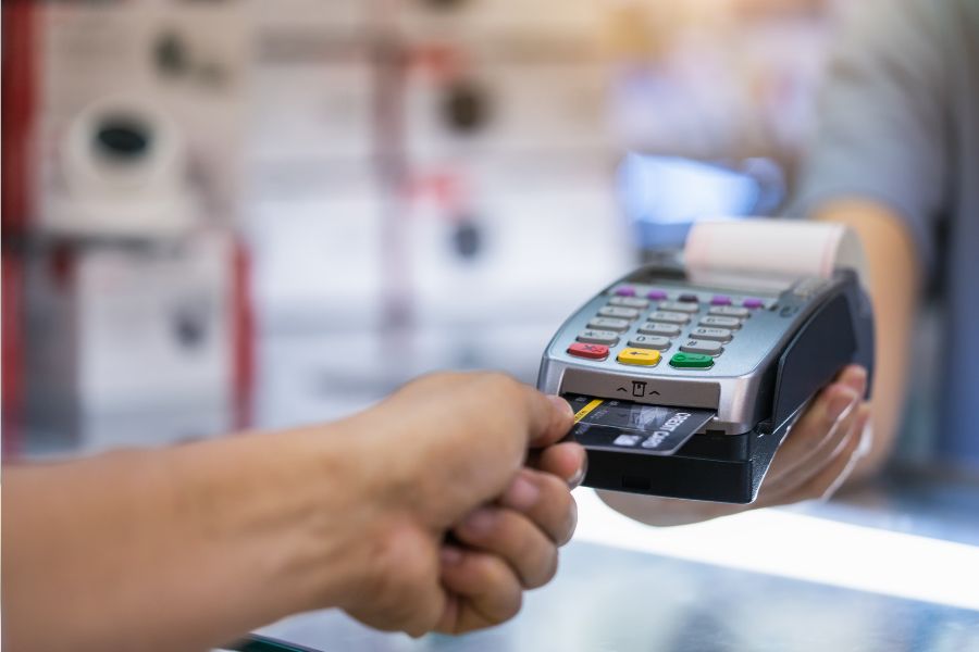 Switch and migrate your data efficiently with multi store POS solution