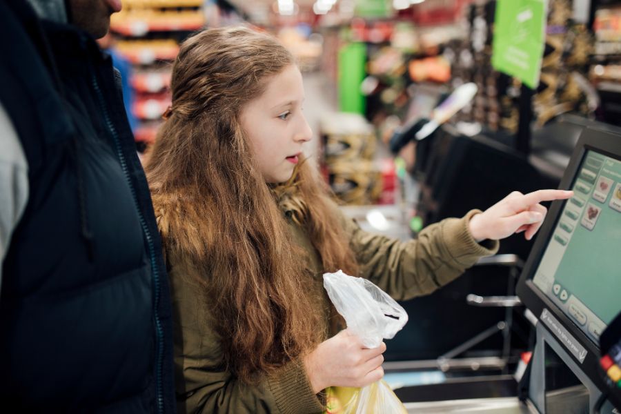 How Self-Checkout Systems Are Changing the Customer Experience