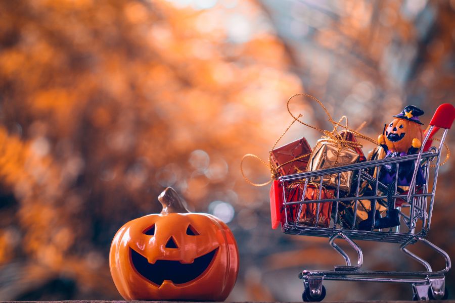 Rocket your sales on Halloween day with the top 5 POS tips