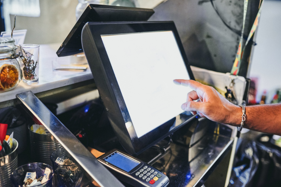From Stock to Plate: The Benefits of Restaurant inventory software