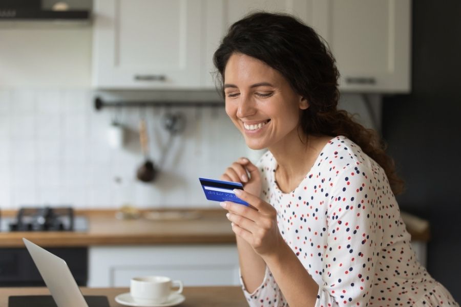 Top 4 low cost credit card processing service