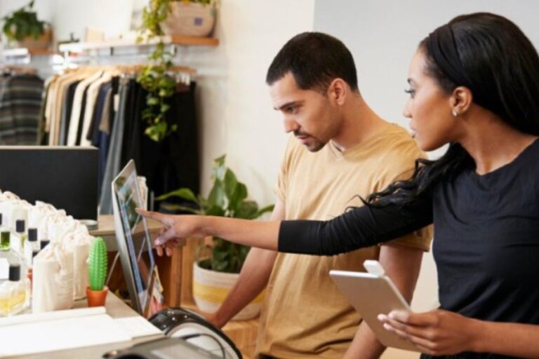 POS system for clothing boutique Indonesia